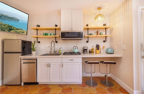 Ojai Apartment | NEW Studio Retreat DWTN Ojai