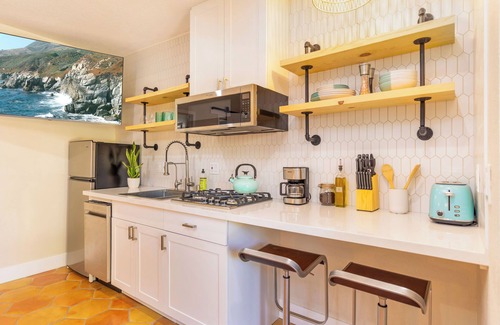 Ojai Apartment | NEW Studio Retreat DWTN Ojai