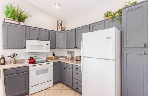 Fountain Hills House | NEW Stunning Fountain Hills Home - 3BED/2BA (Sleeps 8 + Foosball Table!)