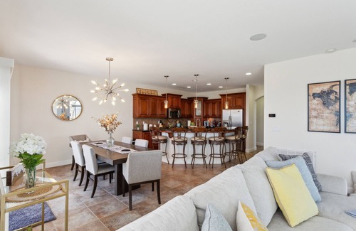Bella Vista Villa | NEW! Stunning Mountain Retreat with Unmatched Views