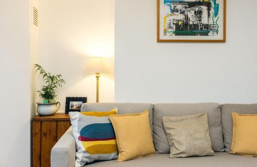 New Cross Apartment | NEW Stylish 1 Bedroom Flat with Garden | London