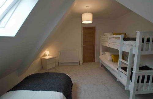 Clacton-on-Sea House | New stylish 4 bed house moments from Clacton beach