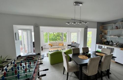 Balatonalmadi Apartment | ‘NEW’ Sunkissed Villa on the Old Hill