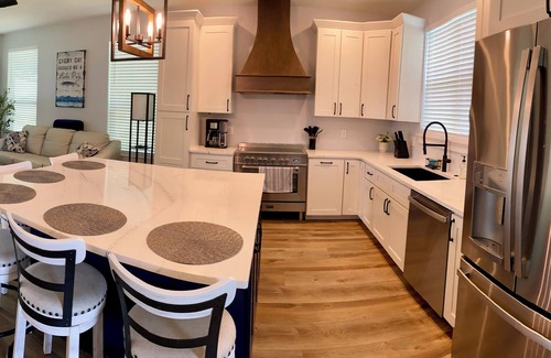 Clermont Cottage | NEW! Sunsets at Cherry Lake-2 bedroom lake front cottage