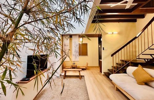 Downtown George Town Villa | New Takekaze Retreat 竹风之家 for 14 pax at Central Penang