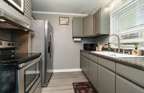 Newport Cottage | NEW The Broad Creek Cottage is awaiting your adventure on the Crystal Coast