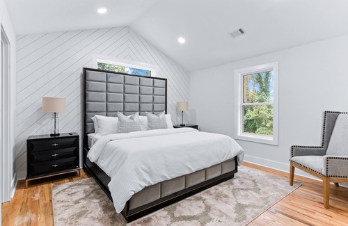 Belvedere Park House | New! The Ellington Escape 5BR 3BA Sleeps 8+