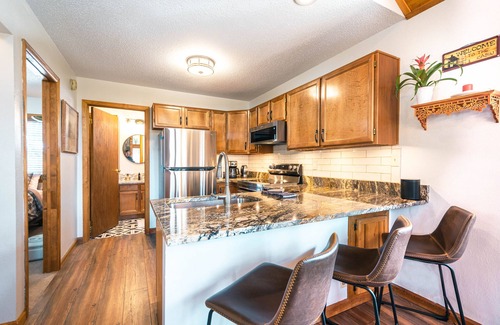 Saint Mary's Ski Chalet | NEW! The Winterland Chalet with Barrel Sauna