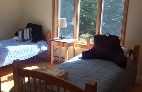 Piermont House | New to market a 3-4 bedroom, 3 bath, home on picturesque Lake Armington