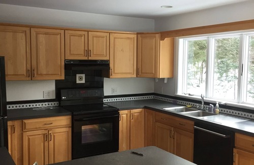 Piermont House | New to market a 3-4 bedroom, 3 bath, home on picturesque Lake Armington