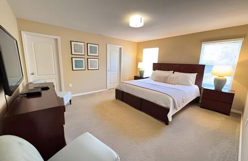 Calabria House | New to Market Spacious Private Pool Retreat