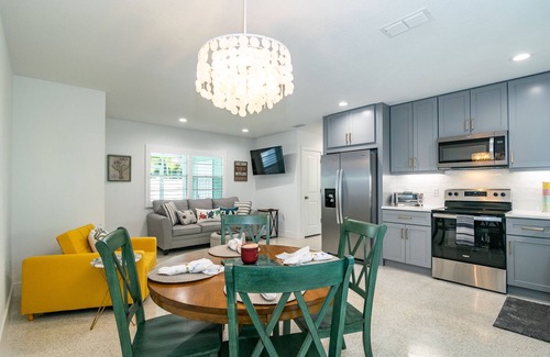 Ilexhurst House | New To The Rental Market Just Steps To The Beach!
