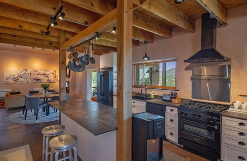Historic Eastside House | NEW TO VRBO! Casita Solaz - Luxury and World Class Views in Sunlit Hills!