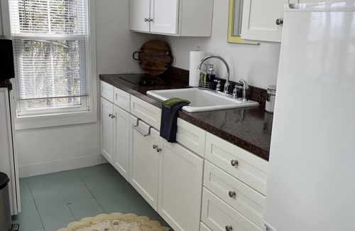 Southwest Harbor Apartment | New, top deck couples retreat overlooking Southwest harbor!