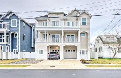 North Wildwood House | New Townhome Less Than Half Mi to Beach!