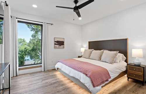 Spring City House | NEW! Ultimate Family Lake Oasis w/2-story dock, lake access, fire pit, gameroom