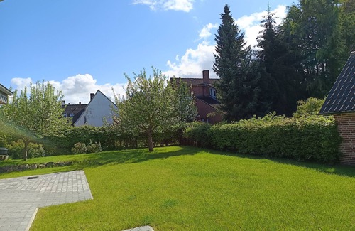 Ellenberg Apartment | New vacation apartment in Kappeln/Schlei, quiet, central location. Dog friendly!