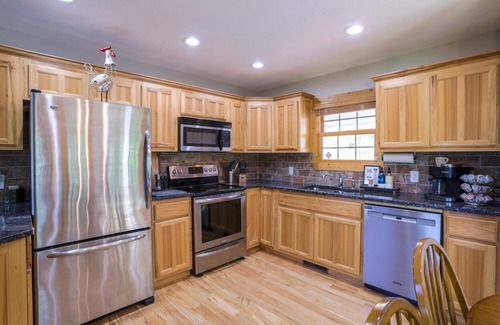 Hiawassee House | NEW! Valley View Mountain Getaway