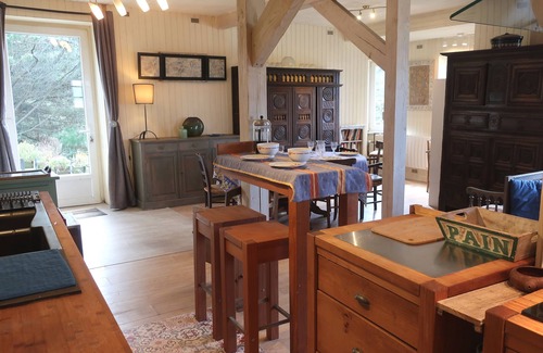 Sainte-Anne-la-Palud Villa | "New Villa les Pieds dans l'eau. Beautiful sea view