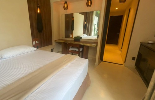 Playacar Fase II House | NEW VILLA NEAR THE BEACH-AMAZING POOL,GYM AND JACUZZI