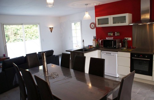 Le Chateau-d'Oleron House | New villa with private heated pool and sliding shelter at Château d'Oléron