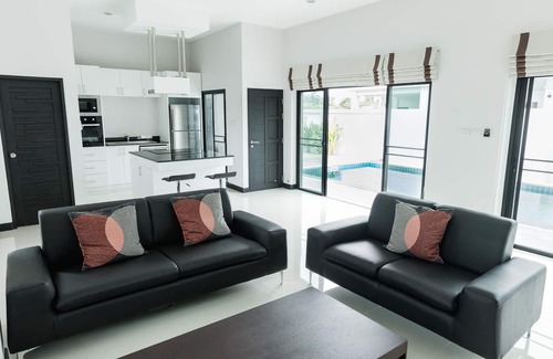 Pak Nam Pran Villa | New villa with pool and Jacuzzi - 900 m from Pak Nam Pran beach