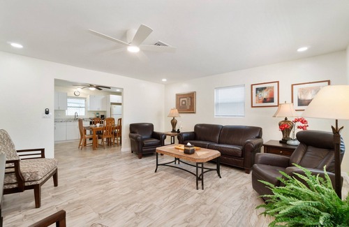 Bonita Springs House | New! Walk to the Beach | 2-Bedroom Tropical Oasis | Sleeps 6