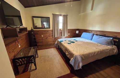 Suwannee House | New Waterfront 3/2 Fishing Oasis in Suwannee Town by the Gulf of Mexico