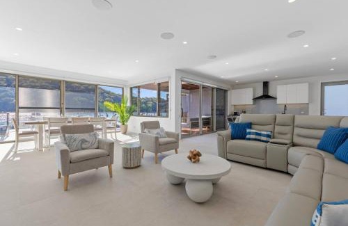 Woy Woy Bay House | New Waterfront Escape with Private Jetty