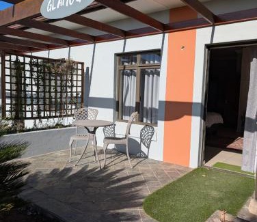 Victoria Bay Apartment | New Wave Village