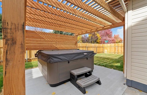 West Valley House | New West Boise home with hot tub / game room