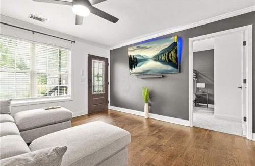 Atlanta House | NEW! West Midtown Home Near Attractions & Airport, 4BD 2BR