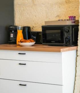 Beaucaire Apartment | NEW! Wifi, Netflix Le Refuge des Berges