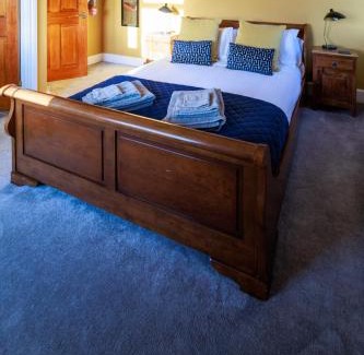 Torpoint House | New Wiggle Farmhouse