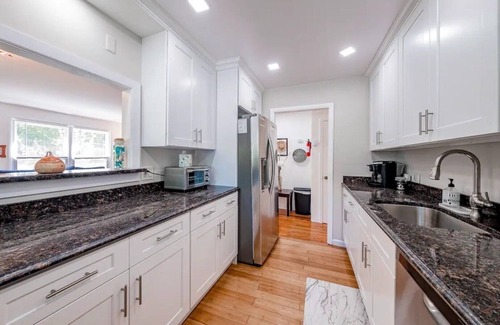 White Lake House | *NEW* Woodstock Way Beachside 9 Min to BethelWoods