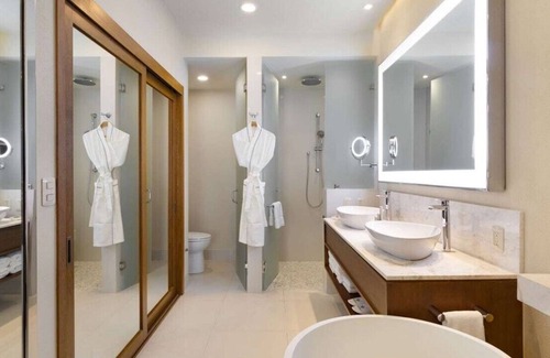 El Rosarito Resort | New Year Luxury 2BR3BA Suite Villa La Valencia in Los Cabos