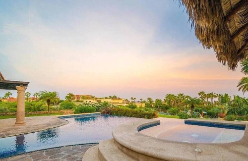 Los Cangrejos II y III House | New Year's Gorgeous 4 Bed Villa in Punta Ballena