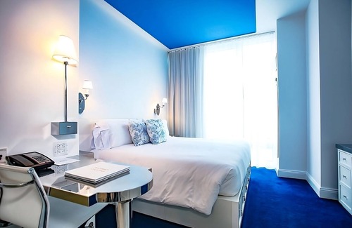 SoHo Hotel | New York Botanical Garden Tour! 4 Pet-friendly Suites!