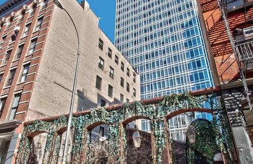 SoHo Hotel | New York Botanical Garden Tour! 4 Pet-friendly Suites!