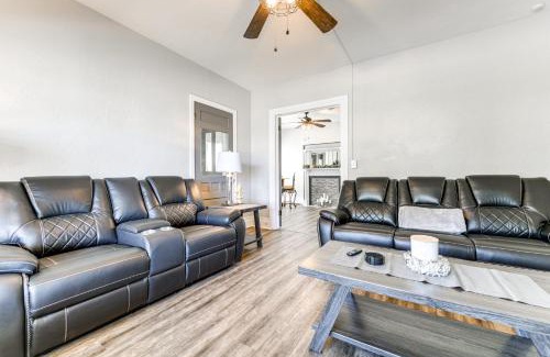 Niagara Falls House | New York Vacation Rental about 1 Mi to Niagara Falls!
