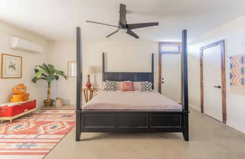 Twentynine Palms House | NEW! Young Cactus Villa @ Joshua Tree - Pool, Hot Tub, Fire Pit & Outdoor Shower