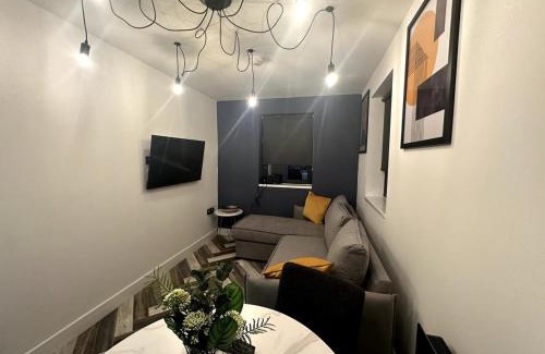 Peterborough Apartment | Newark House - 1 Bed apartment