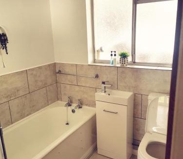 Axminster Bed & Breakfast | Newbrea