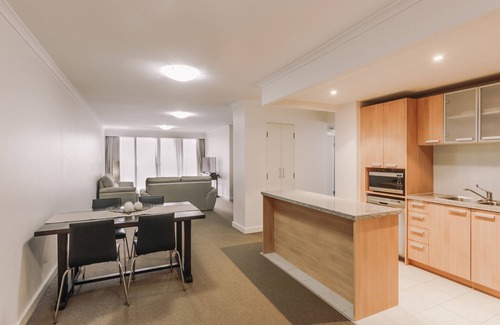 Newcastle West Apartment | Newcastle Central Plaza
