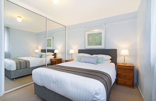 Newcastle East Apartment | Newcastle Short Stay Apartments - Flagstaff Apartments