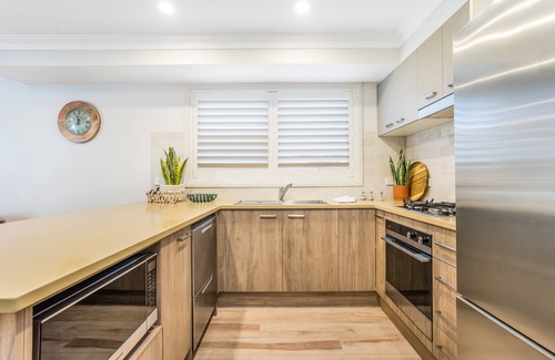 Adamstown Apartment | Newcastle Short Stay Apartments - Adamstown Townhouses