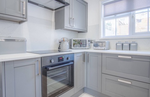 Tenby Cottage | Newell Hill Cottage - 3 Bedroom - Tenby