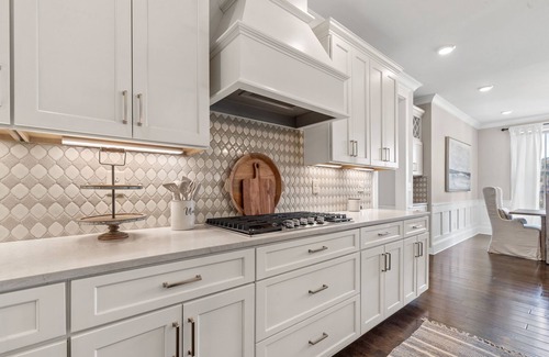 Lake Oconee House | Newer construction, professionally decorated on the water.