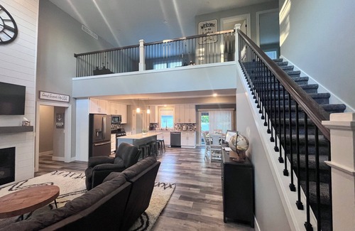 Grand Haven House | Newer home in downtown Grand Haven come and enjoy summer in coast guard city USA
