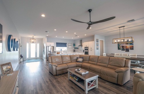 Lake Placid House | Newer Home on Lake June with Beach, Dock, Screened Patio and Hot Tub!